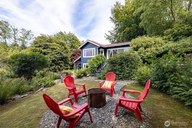 3965 Legoe Bay Road, Lummi Island, WA 98262