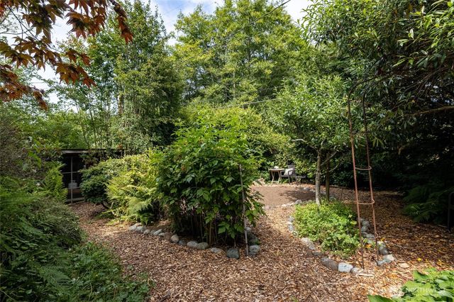 3965 Legoe Bay Road, Lummi Island, WA 98262