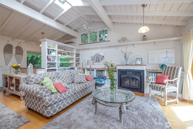 3965 Legoe Bay Road, Lummi Island, WA 98262