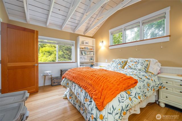 3965 Legoe Bay Road, Lummi Island, WA 98262