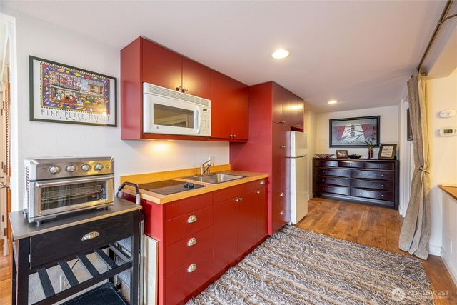 3965 Legoe Bay Road, Lummi Island, WA 98262