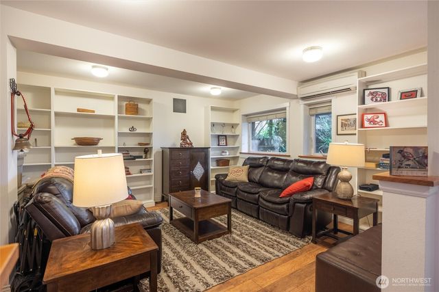 3965 Legoe Bay Road, Lummi Island, WA 98262