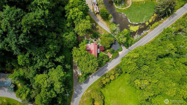 3965 Legoe Bay Road, Lummi Island, WA 98262