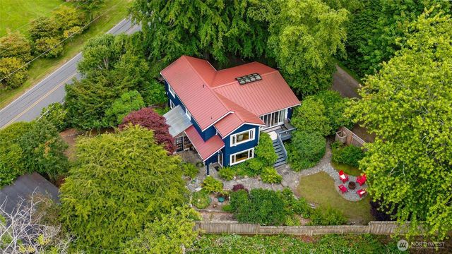 3965 Legoe Bay Road, Lummi Island, WA 98262
