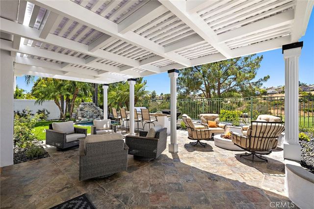 25 Golf View Drive, Rancho Santa Margarita, CA 92679