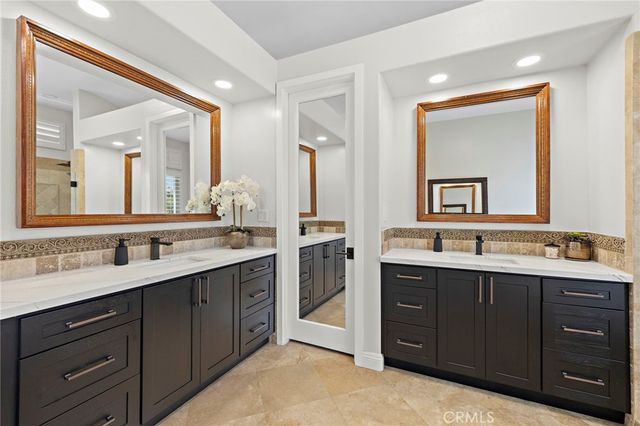 25 Golf View Drive, Rancho Santa Margarita, CA 92679