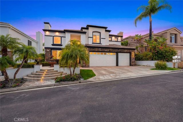 25 Golf View Drive, Rancho Santa Margarita, CA 92679