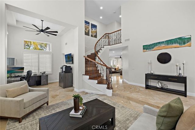 25 Golf View Drive, Rancho Santa Margarita, CA 92679