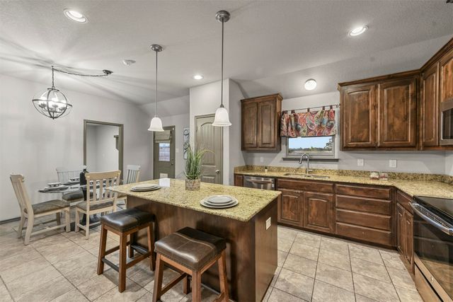 268 Hilltop Trail, New Fairview, TX 76078
