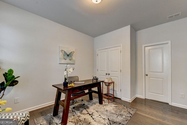 1055 Grove Valley Drive, Cumming, GA 30041
