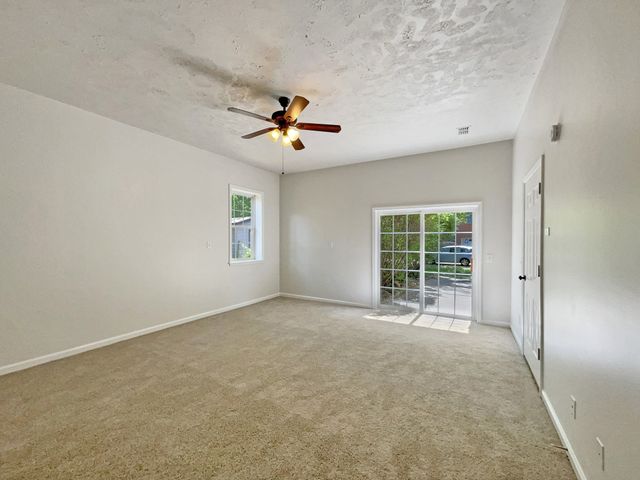 107 Crestside Ct, Smyrna, TN 37167
