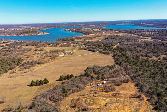 594 Carter Lake Drive, Bowie, TX 76230