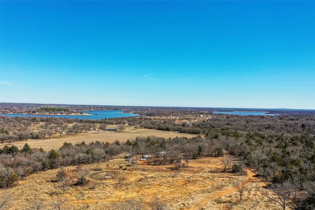 594 Carter Lake Drive, Bowie, TX 76230