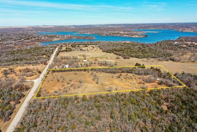 594 Carter Lake Drive, Bowie, TX 76230