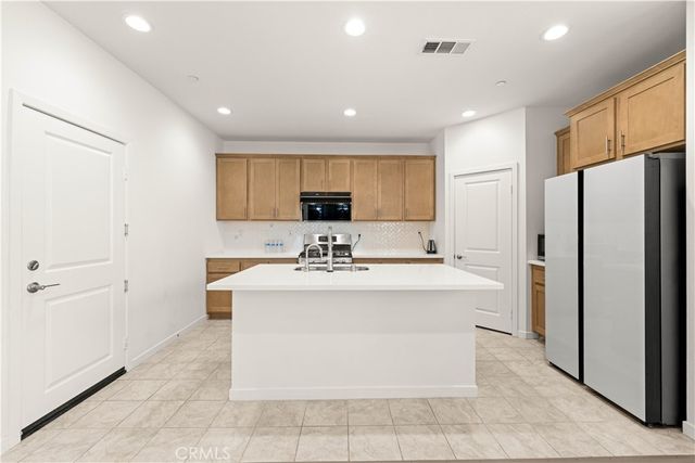 2915 E DUNCAN PASEO, Ontario, CA 91761