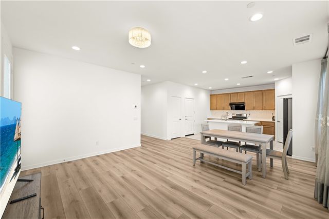 2915 E DUNCAN PASEO, Ontario, CA 91761