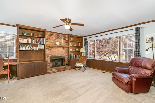 21 London Lane, Mebane, NC 27302