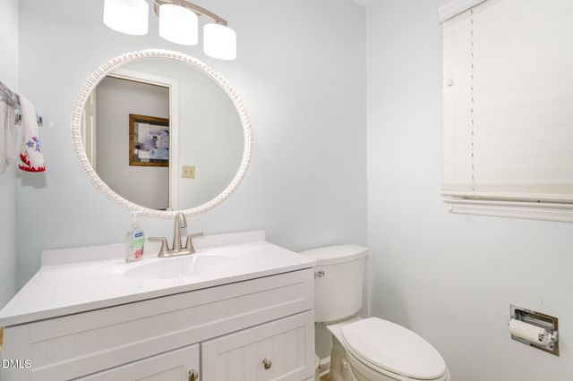 21 London Lane, Mebane, NC 27302