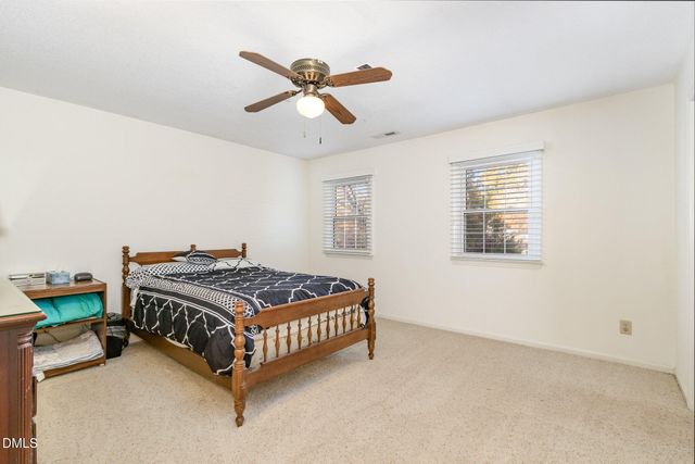 21 London Lane, Mebane, NC 27302