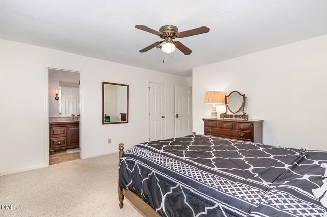 21 London Lane, Mebane, NC 27302