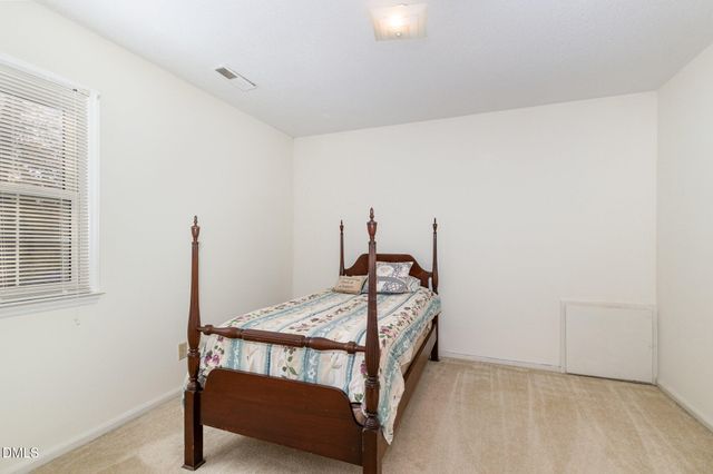 21 London Lane, Mebane, NC 27302