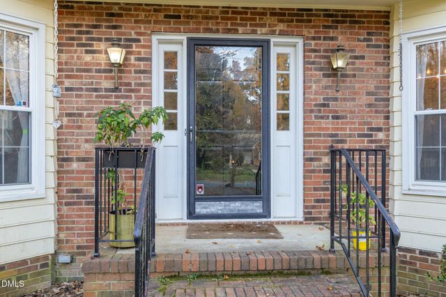 21 London Lane, Mebane, NC 27302