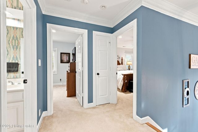 6914 Bridgepointe Blvd, Prospect, KY 40059