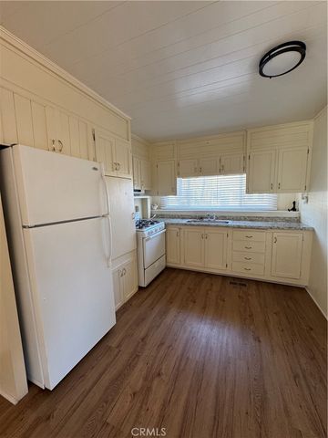 56254 29 Palms Highway 38, Yucca Valley, CA 92284