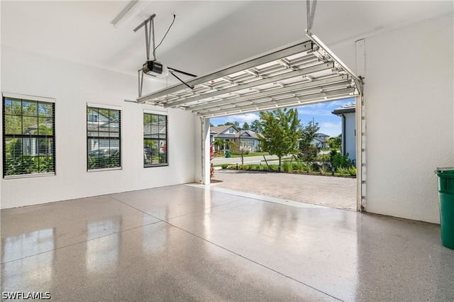 9560 Caymas TER, Naples, FL 34114