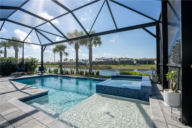 9560 Caymas TER, Naples, FL 34114