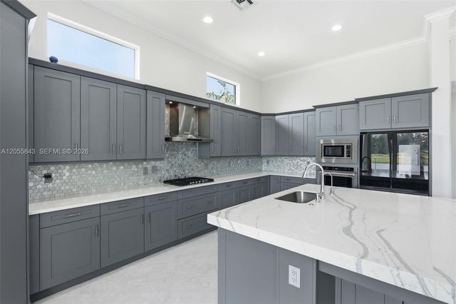 4662 Estates Cir, Westlake, FL 33470