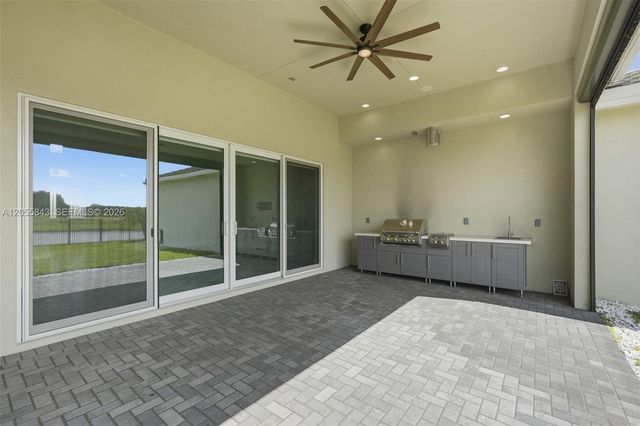 4662 Estates Cir, Westlake, FL 33470