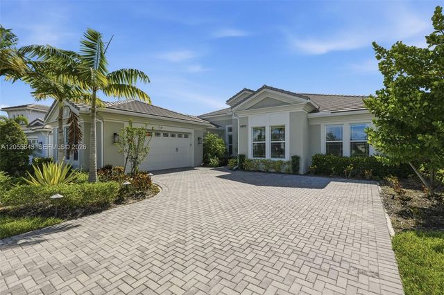 4662 Estates Cir, Westlake, FL 33470