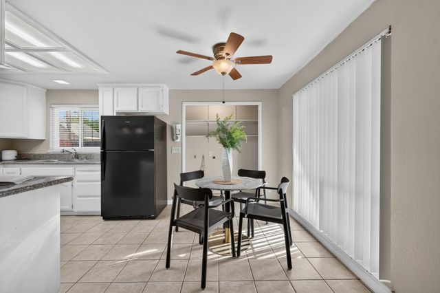 3608 Floral Dr, North Highlands, CA 95660