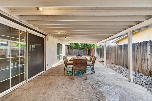 3608 Floral Dr, North Highlands, CA 95660