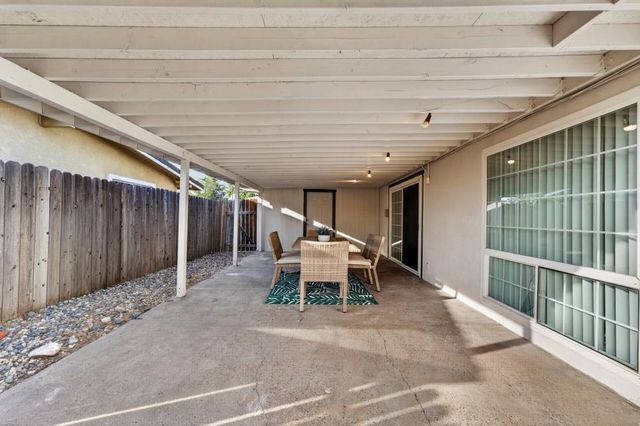 3608 Floral Dr, North Highlands, CA 95660