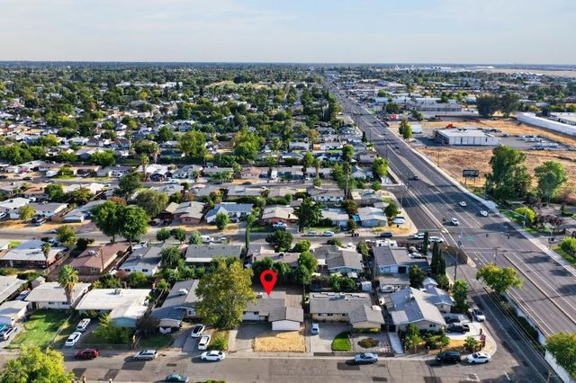 3608 Floral Dr, North Highlands, CA 95660