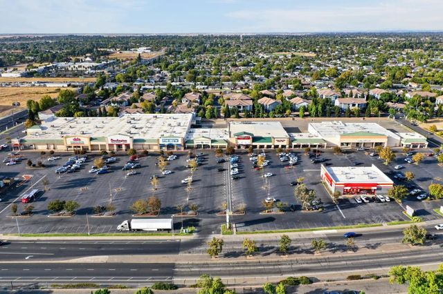 3608 Floral Dr, North Highlands, CA 95660