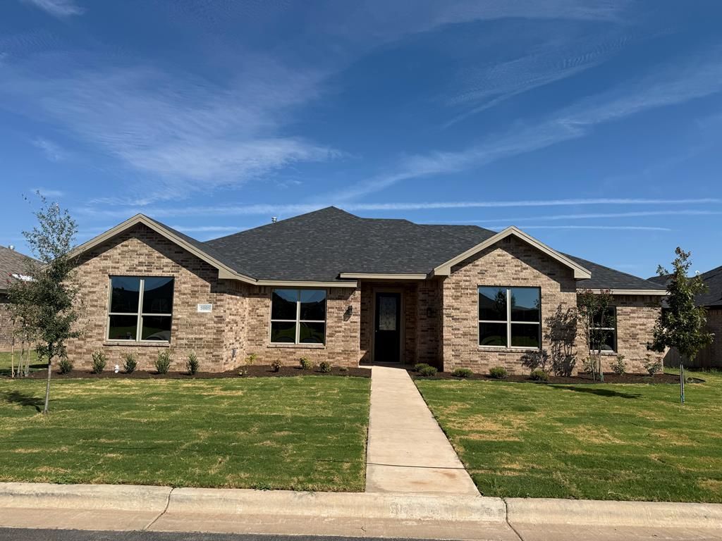 Image 1 of property listing at 5005 Scarlet Oak Lane, San Angelo, TX 76904