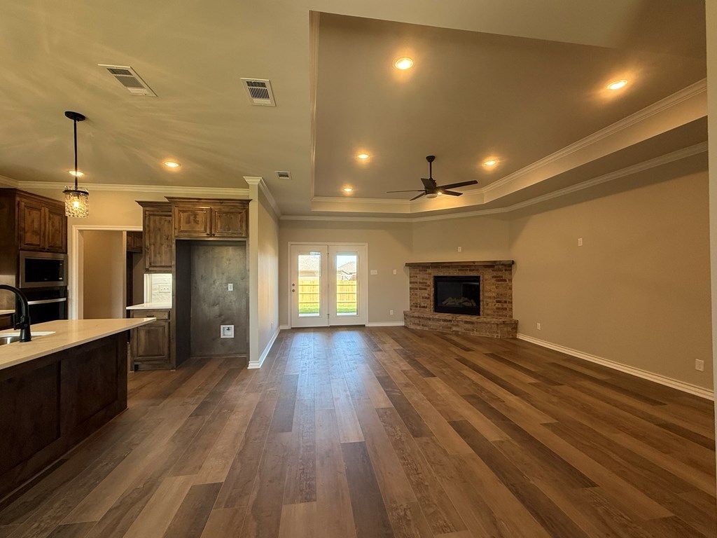 Image 5 of property listing at 5005 Scarlet Oak Lane, San Angelo, TX 76904
