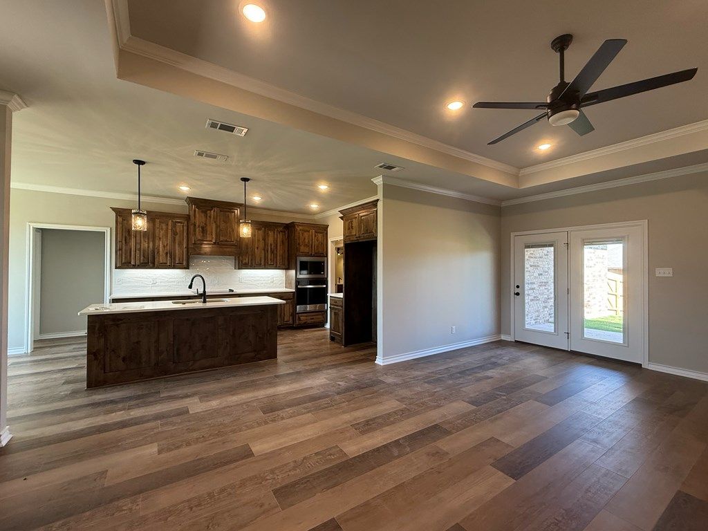 Image 6 of property listing at 5005 Scarlet Oak Lane, San Angelo, TX 76904