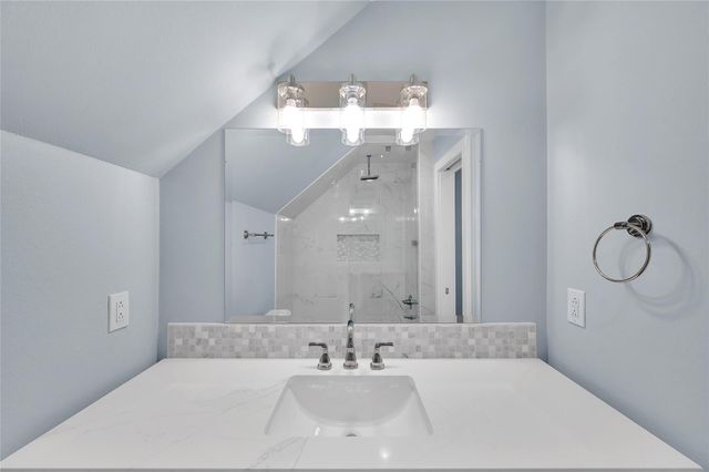 738 Stone Mountain Drive, Conroe, TX 77302