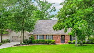 738 Stone Mountain Drive, Conroe, TX 77302