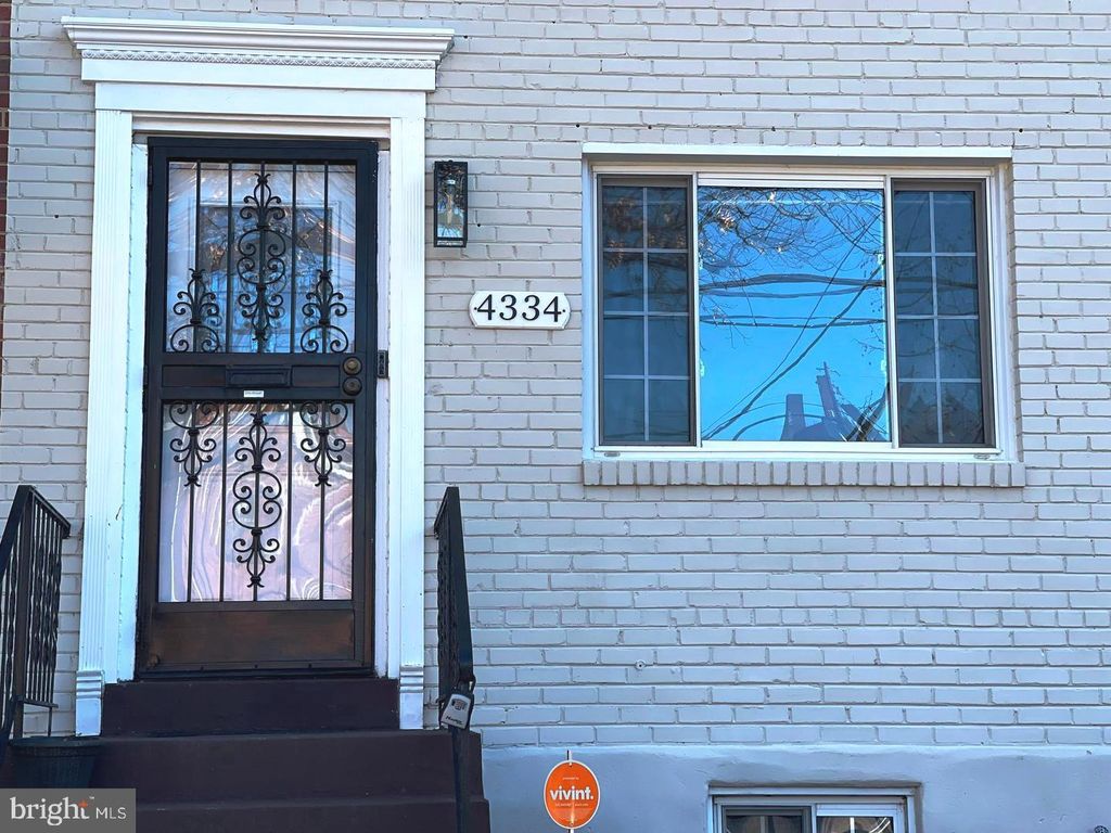 4334 MARTIN LUTHER KING JR AVE SW, Washington, DC 20032