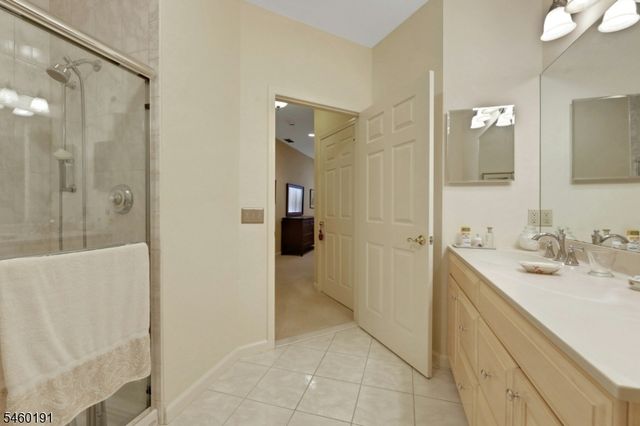 100 Ridgewood Rd 215, Washington Twp., NJ 07676