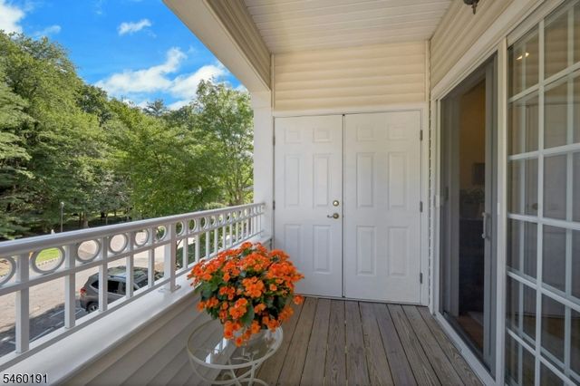 100 Ridgewood Rd 215, Washington Twp., NJ 07676