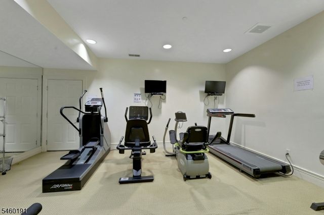 100 Ridgewood Rd 215, Washington Twp., NJ 07676