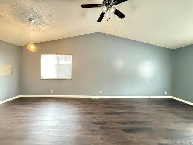 22074 Bach Street, Warren, MI 48091