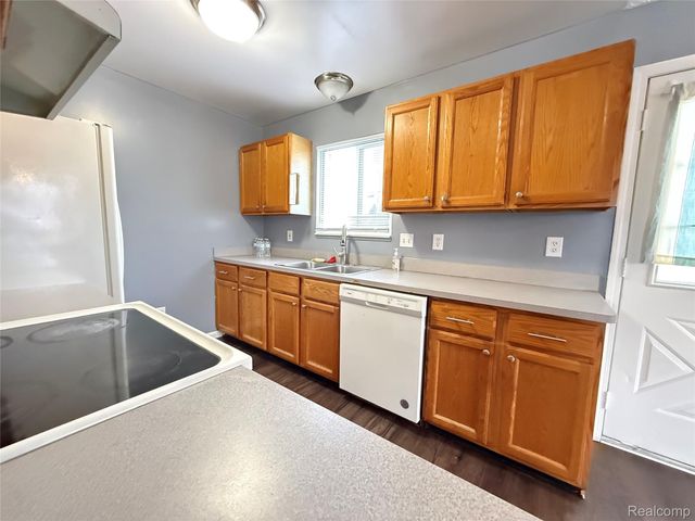 22074 Bach Street, Warren, MI 48091