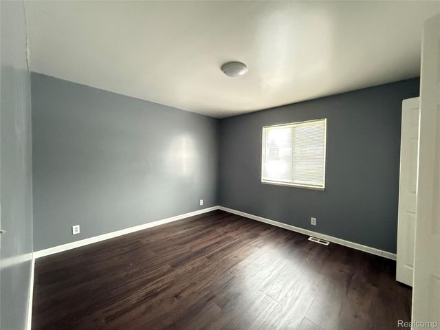 22074 Bach Street, Warren, MI 48091